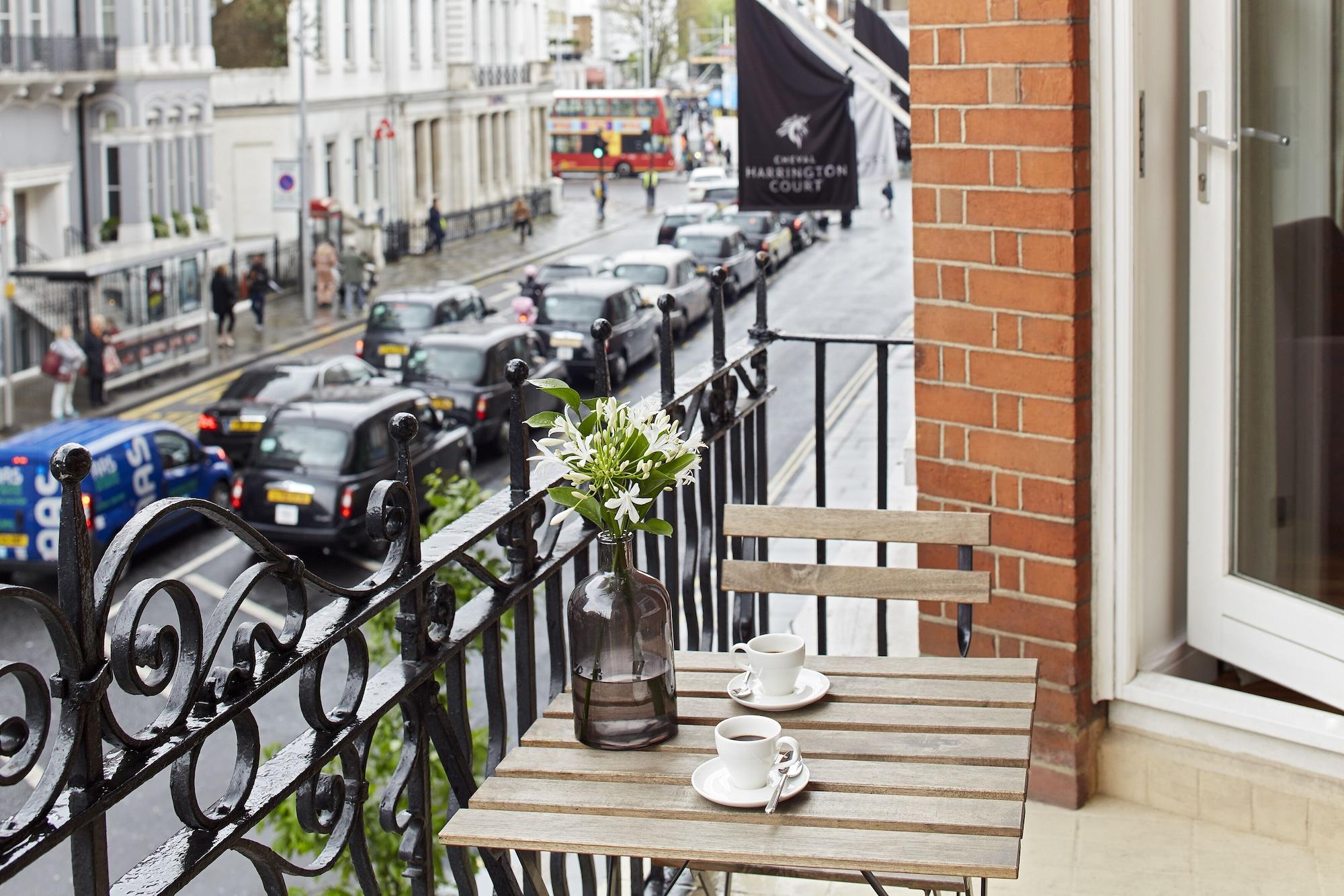 Aparthotel Cheval Harrington Court At South Kensington London Exterior foto